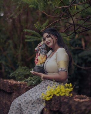 Snisha Chandran Instagram - 🌸

#picoftheday #vishu #vishuseries #vishupost #vishuspecial #snishachandran #like #insta #instagram #instadaily #instalike #instagood #loveyourself