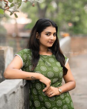 Snisha Chandran Instagram - 💚🤍

📸 @_arjunmangalashey_ 
👗 @paraiso_comfortwears 

#picoftheday #picture #picofday #green #greenlove #like #instagram #instadaily #instalike #instagood #instamood #love #loveyourself #snishachandran