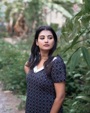 Snisha Chandran Instagram - 🖤

👗 @paraiso_comfortwears 
📸 @_arjunmangalashey_ 

#picoftheday #pictures #like #likesforlike #instagram #instagood #instadaily #snishachandran #loveyourself