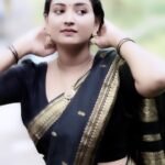 Snisha Chandran Instagram – 🖤✨
Beautiful saree from @kalyani_cotton 
VC @_arjunmangalashey_ 

#reels #reelsinstagram #sreelover #blacksaree #instagood #instagram #instadaily #snishachandran #loveyourself