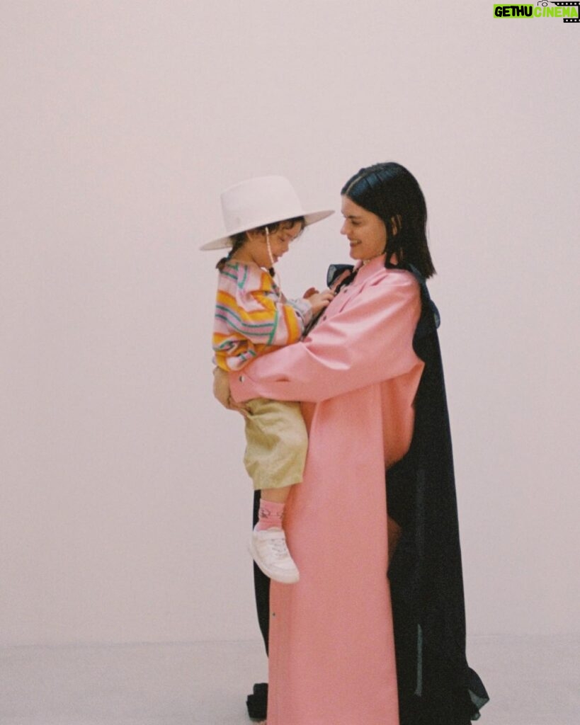 SoKo Instagram - I birthed this heavenly creature and now they’re over half my size, which is wild ! Thanks for capturing our spirits and connection so gently 💖 📸 @_melanie__rodriguez_ For @milk_magazine Soko styled by @elissacastelbouloiret Indigo styled by @melaniehoepffner hair @tomoko_ohama make up @aureliedeltour_makeup