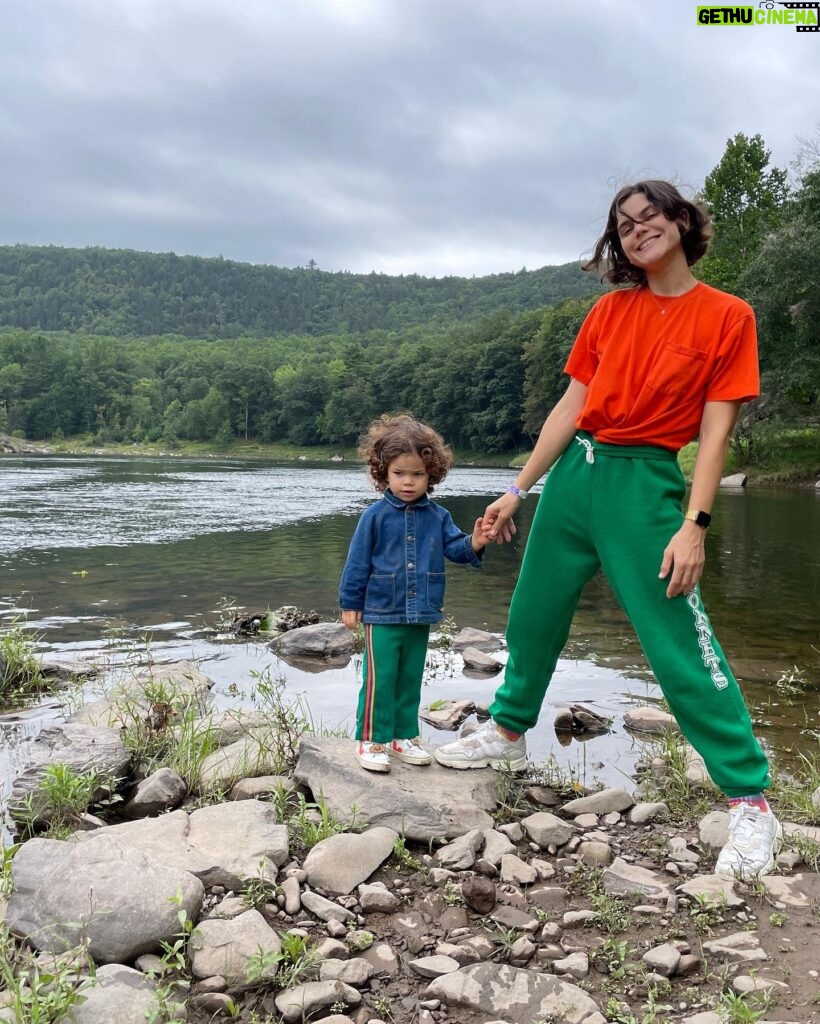 SoKo Instagram - FOREVER GRATEFUL to share my life with my favorite little human in the universe .. Love love love to infinity and beyond. 🥹❣️♾ . To all the mamas out there doing it alone and who have to wear all the hats: be a mum, be a dad, be a safe receptacle for tears, cook every meal, be a punching bag, be an infinite cuddle provider, be peed on, clean up throw up, be a safe haven, carry the kid and 6 grocery bags all at once, hustle to get out of the house on time, wash the sheets more times than you wish to when they wet the bed.. And still smile on sick days, on off days, on hot days, on cold days, and keep being grateful, graceful, positive, show up, be present, everyday, no matter what.. even more love to you today ! To all the mothers in the world who mother with love. I love you. #mothersday #happymothersday