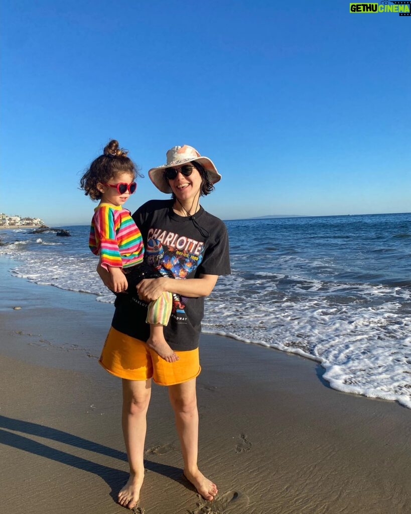 SoKo Instagram - FOREVER GRATEFUL to share my life with my favorite little human in the universe .. Love love love to infinity and beyond. 🥹❣️♾ . To all the mamas out there doing it alone and who have to wear all the hats: be a mum, be a dad, be a safe receptacle for tears, cook every meal, be a punching bag, be an infinite cuddle provider, be peed on, clean up throw up, be a safe haven, carry the kid and 6 grocery bags all at once, hustle to get out of the house on time, wash the sheets more times than you wish to when they wet the bed.. And still smile on sick days, on off days, on hot days, on cold days, and keep being grateful, graceful, positive, show up, be present, everyday, no matter what.. even more love to you today ! To all the mothers in the world who mother with love. I love you. #mothersday #happymothersday