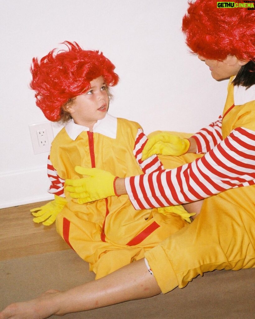 SoKo Instagram - All love forever ♾️ 💛❤️💛❤️💛 Halloween edition against McDonald’s! GO VEGAN All fun captured by our fave @miriam_marlene #govegan #veganmom