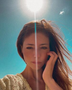 Sofia Escobar Instagram - Two sides to the story 🌞🌕
