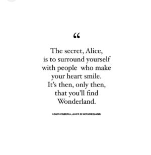 Sofia Grillo Instagram - .
#aliceinwonderland