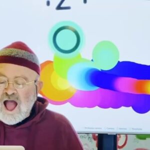 Sofia Grillo Instagram - Os Seniores e a Arte Digital Já este sábado, 16.12, às 18h, no Teatro Armando Cortez. ENTRADA LIVRE

A Casa do Artista aceitou o desafio de fazer parte do projeto piloto “O Ato Ciênsivel”. Um projeto com direção artistica de Rudolfo Quintas que visa promover o envelhecimento ativo a partir da investigação e experimentação artística.

Em outubro e novembro vários artistas residentes da Casa do Artista, com mais de 75 anos, participaram em ateliers de desenho, música, olfato e dança. Criou-se um surpreendente espaço de observação e co-criação de arte digital. Este sábado é feita a apresentação pública do projeto. E gostariamos de ter muito público a juntar-se aos investigadores, à equipa técnica e aos artistas de diferentes gerações envolvidos neste projeto! 

Será um momento que nos permitirá refletir sobre o envelhecimento populacional, as novas tecnologias e o papel que as artes podem assumir nestes domínios. 

Aceite também o desafio. Não falte!
.
#casadoartista 
#fazemospartedasuavidafaçatambémpartedanossa