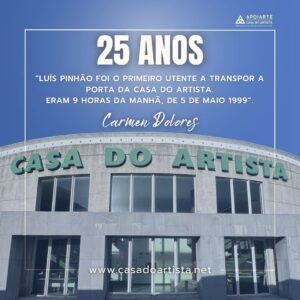 Sofia Grillo Instagram - 𝟓 𝐝𝐞 𝐦𝐚𝐢𝐨 𝐝𝐞 𝟏𝟗𝟗𝟗 | 𝟐𝟓 𝐚𝐧𝐨𝐬 desde a entrada do primeiro Residente da Casa do Artista 

“𝐿𝑢𝑖́𝑠 𝑃𝑖𝑛ℎ𝑎̃𝑜 𝑓𝑜𝑖 𝑜 𝑝𝑟𝑖𝑚𝑒𝑖𝑟𝑜 𝑢𝑡𝑒𝑛𝑡𝑒 𝑎 𝑡𝑟𝑎𝑛𝑠𝑝𝑜𝑟 𝑎 𝑝𝑜𝑟𝑡𝑎 𝑑𝑎 𝐶𝑎𝑠𝑎 𝑑𝑜 𝐴𝑟𝑡𝑖𝑠𝑡𝑎. 𝐸𝑟𝑎𝑚 9 ℎ𝑜𝑟𝑎𝑠 𝑑𝑎 𝑚𝑎𝑛ℎ𝑎̃, 𝑑𝑒 5 𝑑𝑒 𝑚𝑎𝑖𝑜 1999” - 𝑫. 𝑪𝒂𝒓𝒎𝒆𝒏 𝑫𝒐𝒍𝒐𝒓𝒆𝒔 (Atriz e Sócia Fundadora da APOIARTE - Casa do Artista) 
•
•
•
•
•
•
•
•
•
•
•
•
•
•
•
•
•
#apoiarte #casadoartista #25 anos #parabens #residencia #luispinhao #carmendolores #artistas #fundadores #homenagem #primeirodia #lisboa #arte #cultura