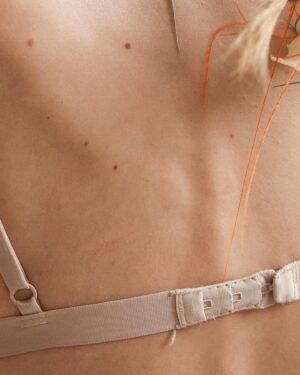 Sofia Kappel Instagram - A bit of body 

Photo by @ninaanderssonvoigt