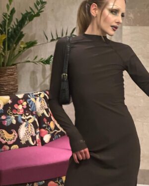 Sofia Kappel Instagram - Also… this dress 😭
Thank you @fannysavilahti @chimi
