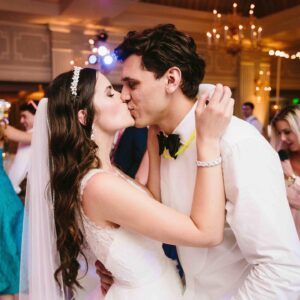 Sofia Mattsson Instagram - The day I became the luckiest girl in the world 🤍💫 Happy anniversary weekend my love! 🥂