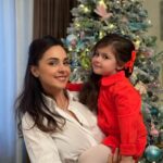 Sofia Nizharadze Instagram – Happy New Year 2024 🎄🎉🍾❤️