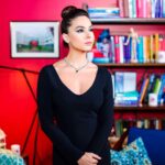 Sofia Nizharadze Instagram - Photo: @nikolozurushadze Makeup: @ingakhvichia Hair: @gogasus Dress: @batika_textile #Mkholodkartuli #season2 #Rustavi2 #thejudge #sofianizharadze #მხოლოდქართული