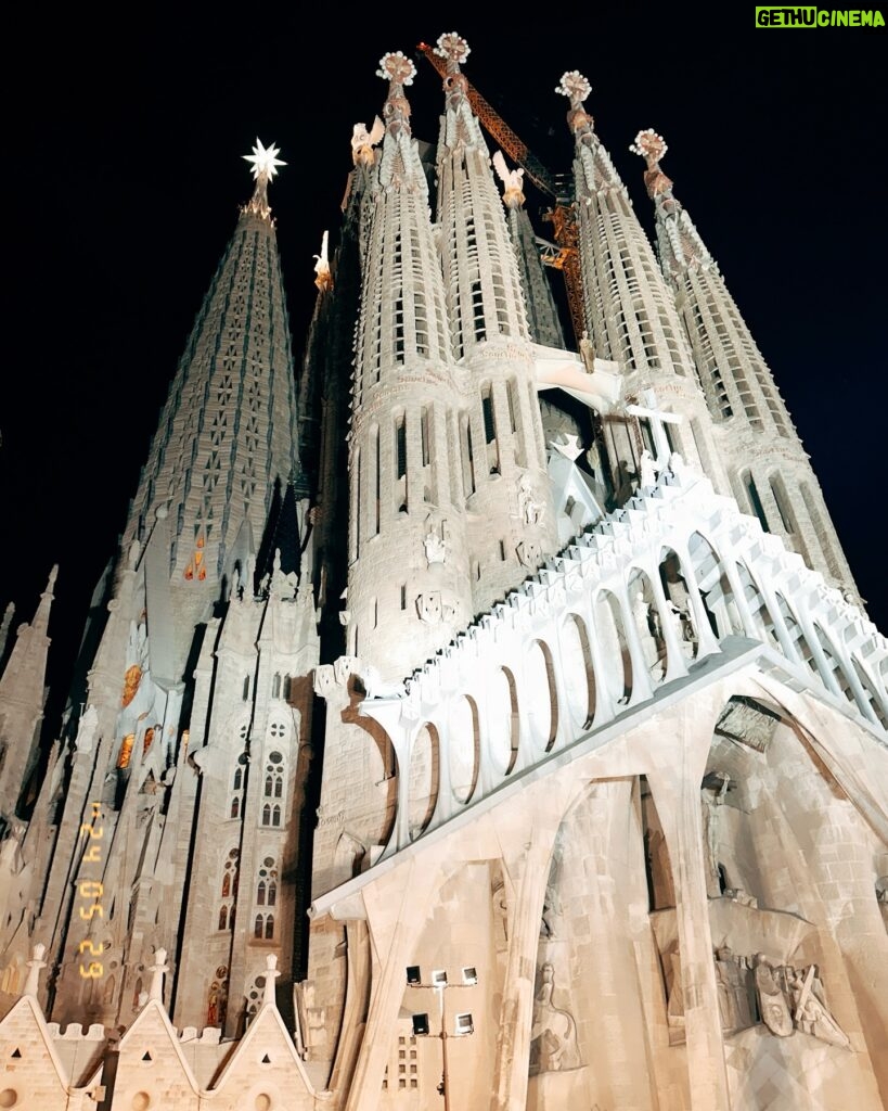 Sofiee Ng Hoi-yan Instagram - Midnight in Barcelona.