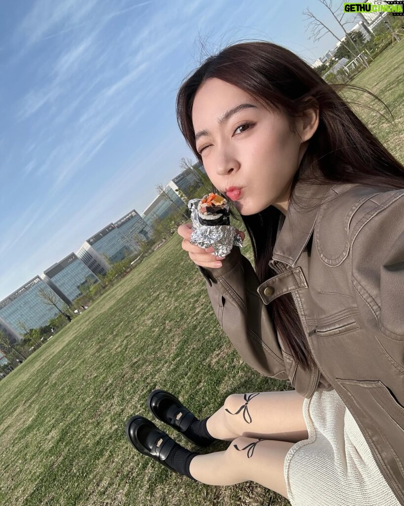 Sofiee Ng Hoi-yan Instagram - Spring in Seoul 🧚‍♀️