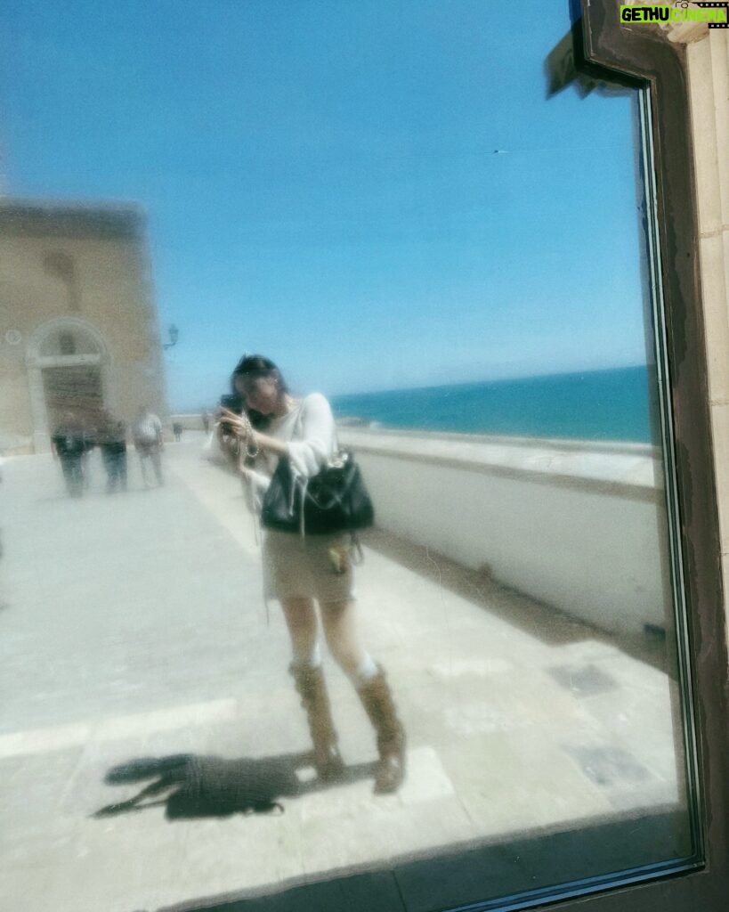 Sofiee Ng Hoi-yan Instagram - La Mer 🤍 西班牙的海岸