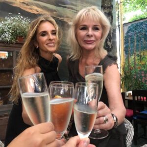 Sofya Kashtanova Instagram - Мои кошки ! Спасибо, что вы у меня есть ! Подруженьки мои ❤️ не весь состав в кадре , но в моем сердце всегда ❤️❤️❤️❤️