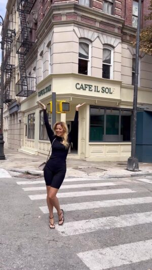 Sol E. Romero Instagram - 1..2..3..4..What?😼
Location @nuboyana 
Video @wow_swiss 
Make up @asiasmakeup 
Hair @fin4ihairstyle