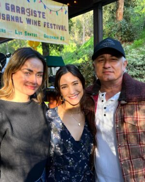 Sol Rodríguez Instagram - Our beautiful rom-com is finally out!!!!!! Im so happy and proud of it! It was such a beautiful experience and all thanks to everyone who was part of it. Cast and crew was of the BEST people ive ever worked with, every day was a delight to be on set with them. Ali, christina, Daniel, Alex and everyone at ESX thank you guys for welcoming me with so much love. Ceci and David i hope i make your beautiful story justice, thank you for your kindness. Im so happy to be part of the  @esxentertainment family i love you guys, you made being in this project with you all a DREAM 🫶🏽💕 #holidayinthevineyards