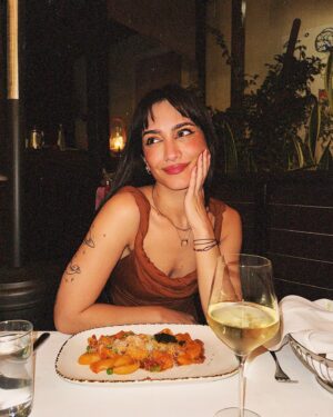 Sol Rodríguez Instagram - Take me to church, i mean Craig’s 🍝 🤤