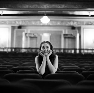 Solea Pfeiffer Instagram - was kinda hit with the realization I’m doing exactly what I set out to do and wow… I’m  really, really happy to be here ya know? 

Some quiet moments captured by my fave @zcassar 🫶🏽
Beat by @killahcamz dress blessing @sarahslutsky braids by the baddest @cassiejanaywigs