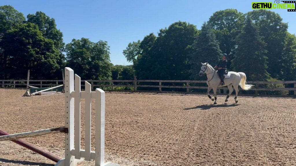 Soledad O'Brien Instagram - Perfect day for a nice course on Dakota. He is absolutely the best!