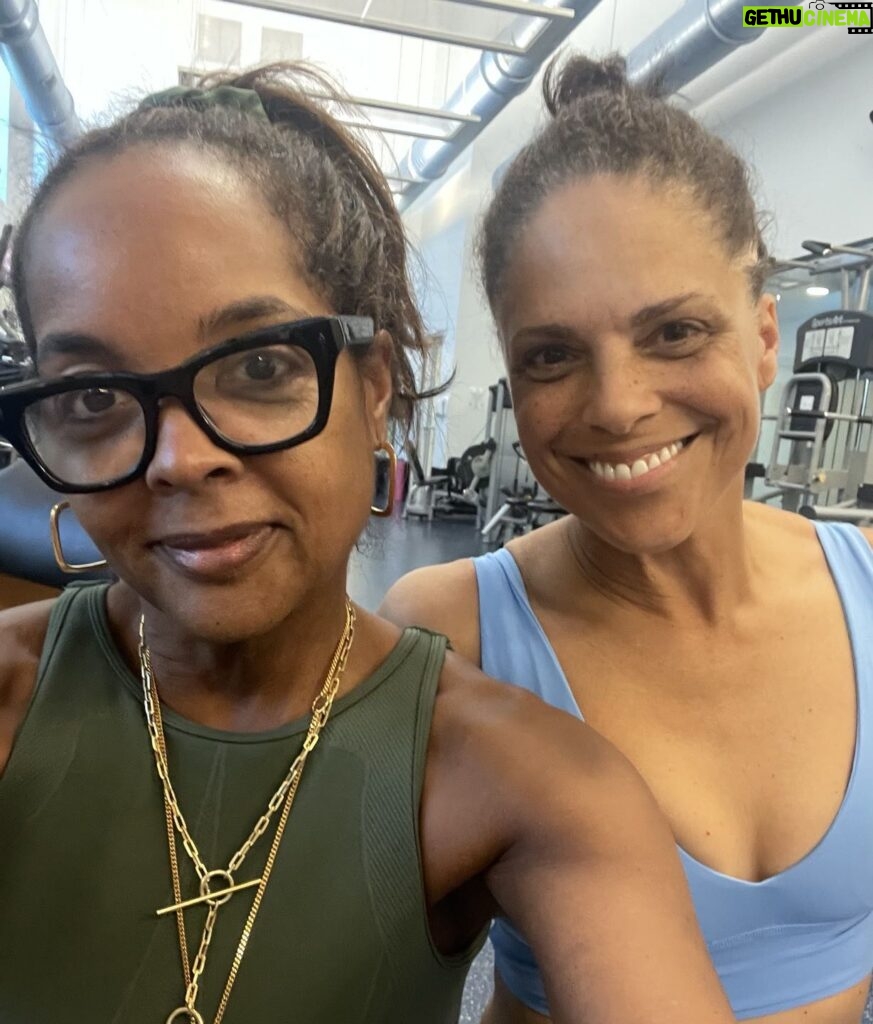 Soledad O'Brien Instagram - Going strong into 2024 with Pilates! Fun to have @kimbondy around (even if she is kinda jet lagged) and of course Pilates with Bridgette is amazing 🔥🔥🔥
