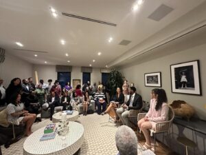 Soledad O'Brien Instagram - What a great night! Brad and I hosted @harlem_lacrosse at our home in Harlem last night. I got to moderate a conversation between @harlem_lacrosse alums @briana.Lorna and @theofficial_cliff. A great organization that invests in young people in New York City 🔥🔥