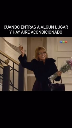 Soledad Silveyra Instagram - Así nos tiene la ola de calor, o no? 🥵🤣