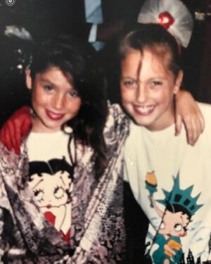 Soleil Moon Frye Instagram - My sister, my soulmate, my best friend. I choose you to ride with throughout every lifetime & beyond. I met you when we were two in apple seed in this beautiful world and the tree of life that has brought us together has continued to flourish as we grow. I watch as our apples blossom, at times fall, and grow again. Thank you for picking me up, and carrying me on your wings. I am in humble honor to fly across the Universe with you 🍎♥️ #truelove @victorialeonardkelly