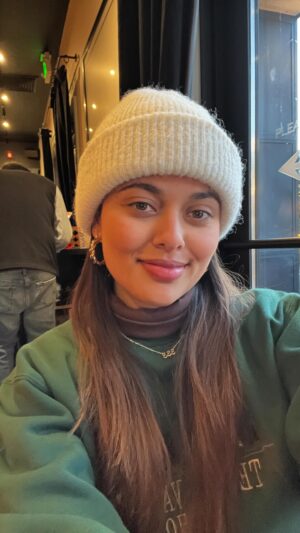 Soma Bhatia Instagram - YOU ARE NOT UGLY - You just take your own beauty for granted 🤎🤎🤎 Weird how a simple 3 second distortion can remind you of your beauty. Our mind plays tricks on us, so don’t let a mirror define your beauty. The real beauty is in your laugh, your smile, when you listen, when you’re in awe, when you’re deep in thought, when you eat your favorite food. Stop limiting your beauty to just the surface. You are so much more than that. 

Love, your internet big sister 🦋🤎
#selflove #selfconfidence #innerhealing #bodydismorphia #loveyourself