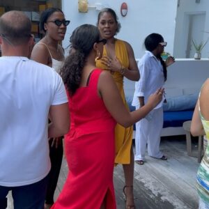 Somkele Iyamah Idhalama Instagram - Miami was good to us and got June off to a hot start!
Hung out with some amazing people at the @andreaiyamah ‘Blue Oasis’ during Miami Swim Week. #FunTimes