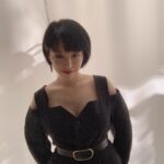 Son Ga-in Instagram - 🙏🏻