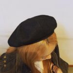 Son Ga-in Instagram - 🖤🖤🖤🖤🖤