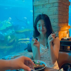 Son Ji-hyun Instagram - 하루종일 힐링 하는 기분 🫢🫢🫢
.
.
.

#kempinskihotel #bali #balihotel #남지여행 #nusadua #peaceful #famliytrip #koral #kempinskibali #발리에온다면이곳추천 #liveinbali