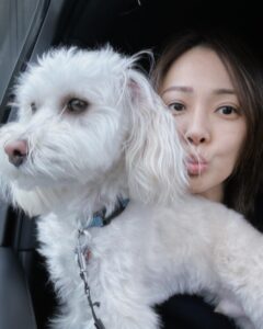 Son Tae-young Instagram - 나도🩷Parker🐶 모두 감기 조심 하시구 좋은 주말 보내세요💜