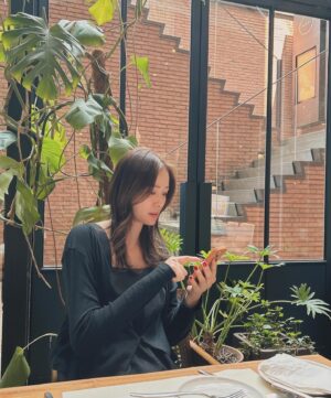 Son Tae-young Instagram - 좋구나 🩷  T&J