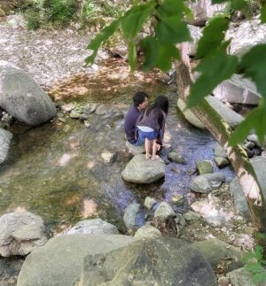Son Tae-young Instagram - 나들이💚🌳🌳 
아빠  엄마  나  오빠  오빠친구💚  제작진 ㅎㅎ