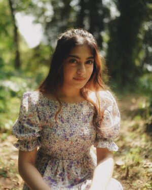 Sona Olickal Instagram - Brb daydreaming ☁️✨

Shot by: @merin__georg 
Grading by: @akn.jpeg