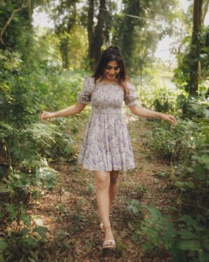 Sona Olickal Instagram - Brb daydreaming ☁️✨

Shot by: @merin__georg 
Grading by: @akn.jpeg