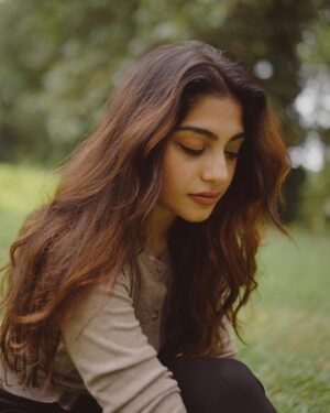 Sona Olickal Instagram - 🌿✨

Shot by: @merin__georg