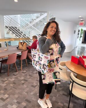 Sona Movsesian Instagram - Even though no one asked for it, here’s my photo shoot with the @nkotb merch. You’re welcome.