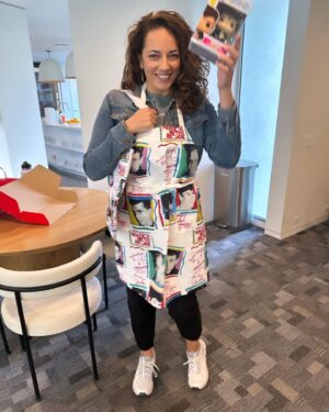 Sona Movsesian Instagram - Even though no one asked for it, here’s my photo shoot with the @nkotb merch. You’re welcome.