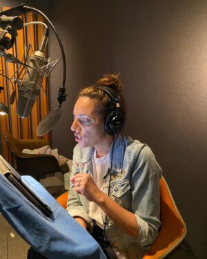 Sona Movsesian Instagram - My book, The World’s Worst Assistant, is going to be available as an audiobook and your pal Sona (me) is narrating it! And the foreword will be read by none other than Mr. Conan O’Brien. If you’re wondering if I used my hands a lot when reading, the answer is yes. Link in my bio to preorder. She comes out next month!!!