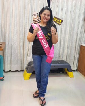 Sonali Pandit Naik Instagram - Birthday ritual.....
My friends surprised me as it was a special day for me, but they made it more special. Thank you  Sania for planning this surprise for me. 😊😘😘