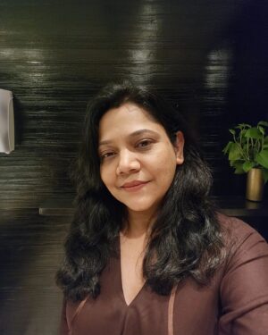 Sonali Pandit Naik Instagram - Bass aise hi.....