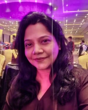 Sonali Pandit Naik Instagram - Bass aise hi.....