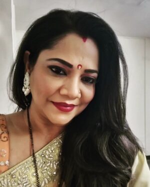 Sonali Pandit Naik Instagram - Aangan Apno Ka.....
Monday to Saturday... Shaam 7.30 baje....
 Only  on Sony sab......