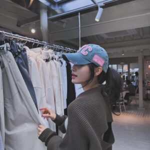 Song Chae-yoon Thumbnail - 1.6K Likes - Top Liked Instagram Posts and Photos