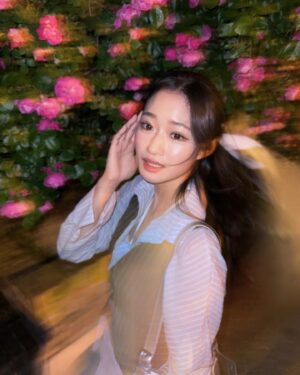 Song Chae-yoon Thumbnail - 1.5K Likes - Top Liked Instagram Posts and Photos
